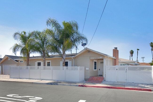 Primary Photo - 4766 63rd St