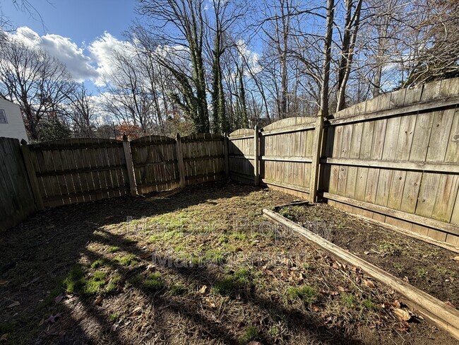 Building Photo - 169 Farrell Ln