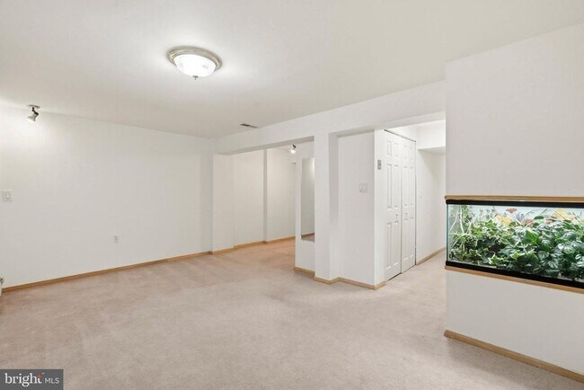 Building Photo - 9101 Bronze Bell Cir
