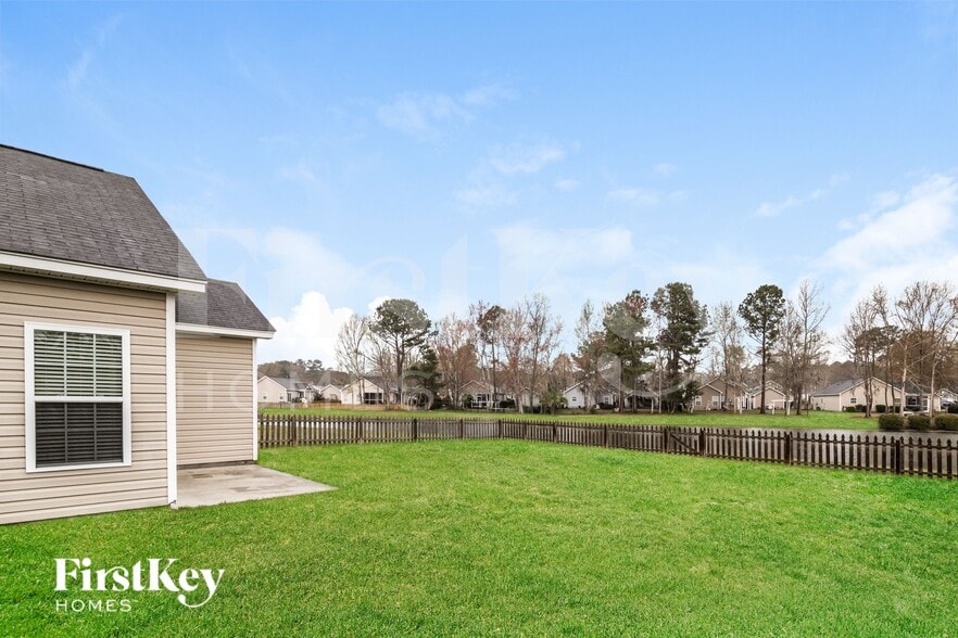 Building Photo - 634 Savannah River Dr