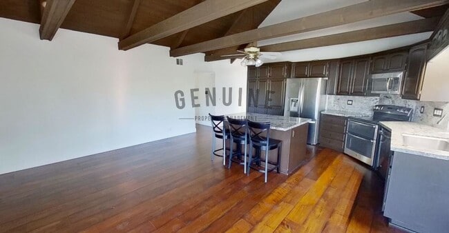 Building Photo - 3Bd 2Ba Home in Mesa Verde