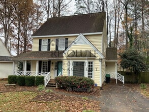 Building Photo - 207 Leeward Ct