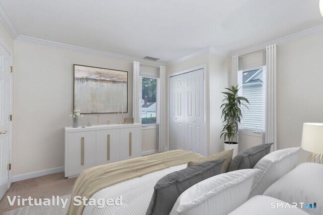 Building Photo - 16 Burwood Ave