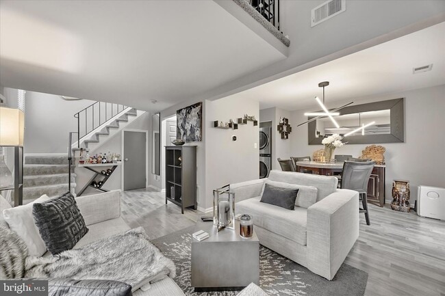 Building Photo - 7314 Split Rail Ln