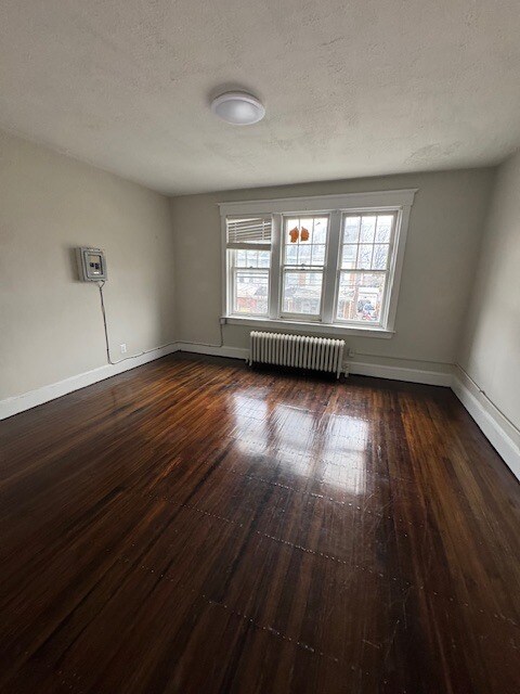 Building Photo - 83 Park Ave