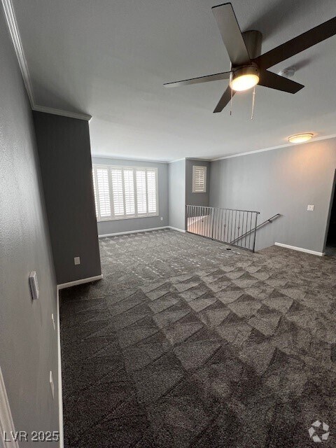 Building Photo - 8555 W Russell Rd
