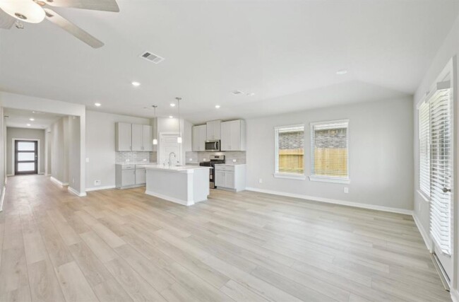 Building Photo - 3415 Zilker Ln