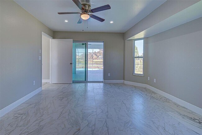 Building Photo - 7379 Snow Dr