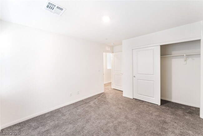 Building Photo - 410 Larksong Ave