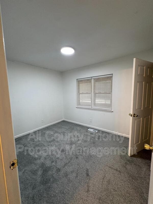 Building Photo - 1015 Da Vinci St