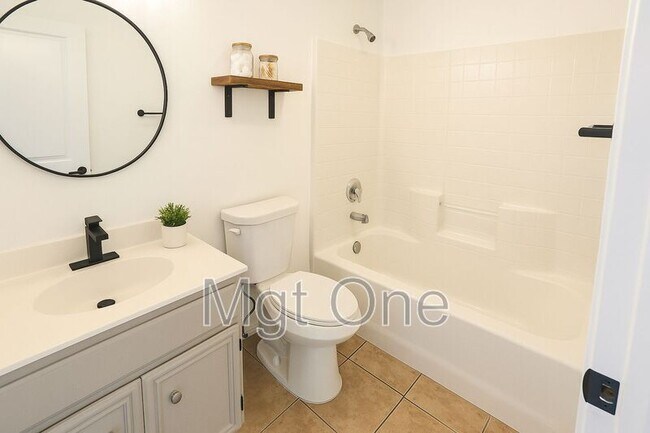 Building Photo - 15379 Avenida Fiesta