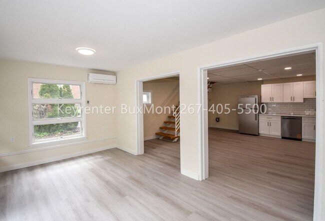 Building Photo - 15 Clemens Rd