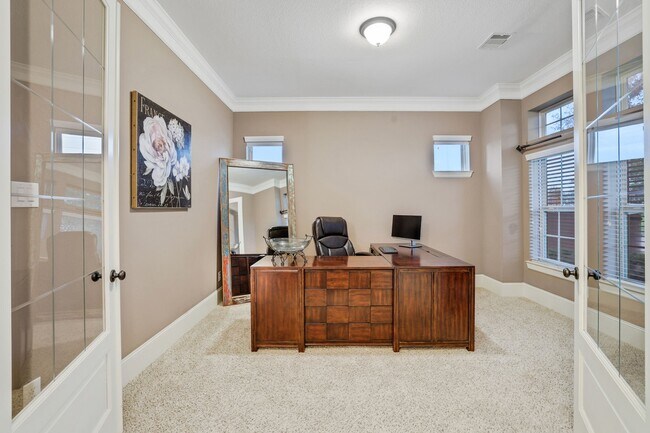 Building Photo - 10423 Hatcher Dr