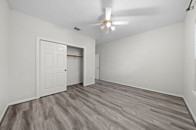 Building Photo - 23818 Indian Hills Way