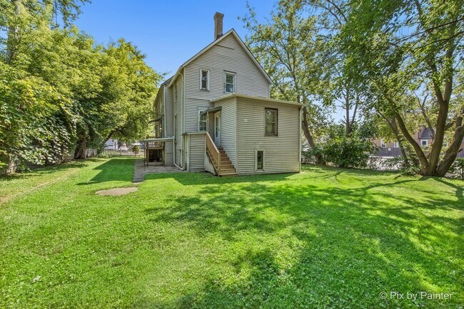 Building Photo - 314 Liberty St