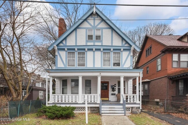 Building Photo - 540 Myrtle Ave