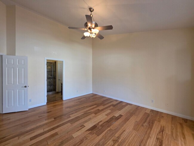 Building Photo - Spacious Home in the Heart of Green Valley