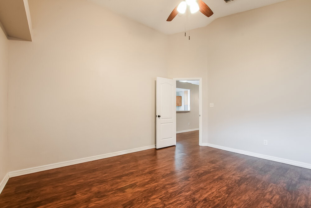 Building Photo - 92 Pine Forest Pl