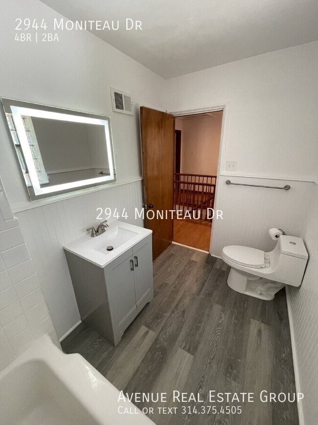 Building Photo - 2944 Moniteau Dr