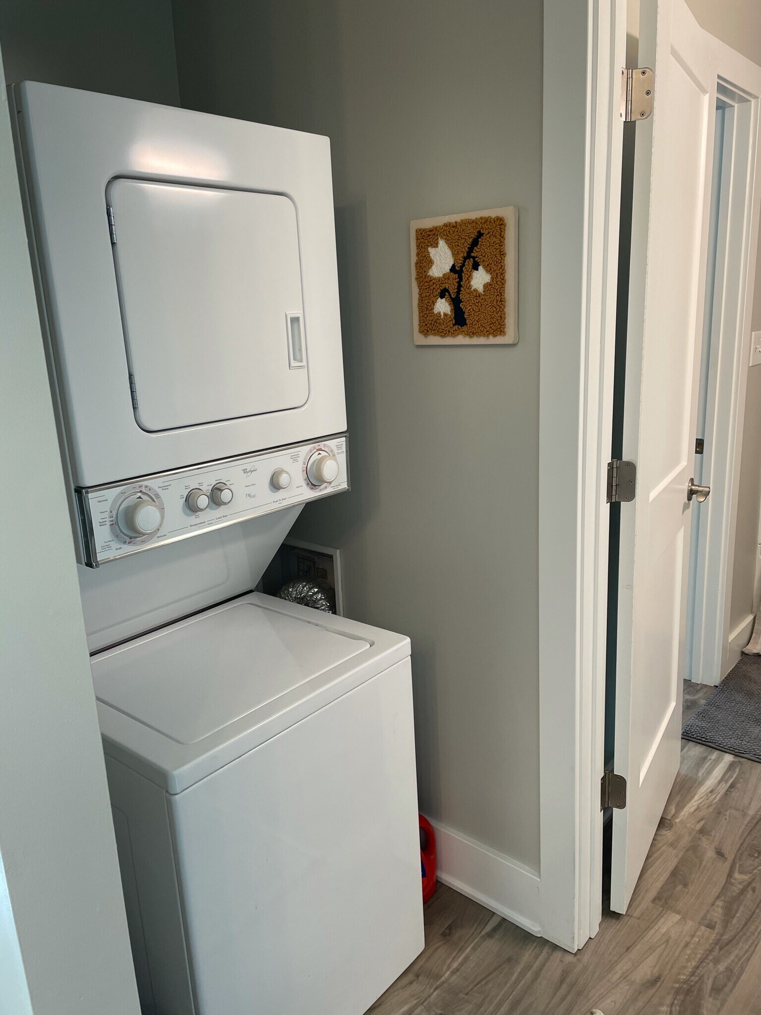 Laundry - 2334 N Delaware St