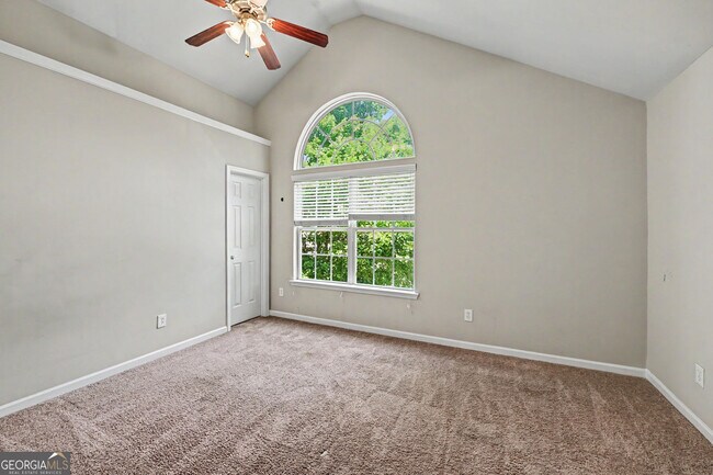 Building Photo - 1230 Grey Rock Way