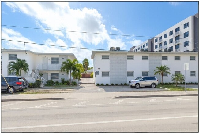 Building Photo - 3162-3170 SW