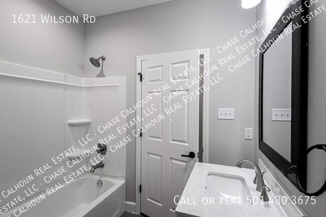 Building Photo - 1621 Wilson Rd