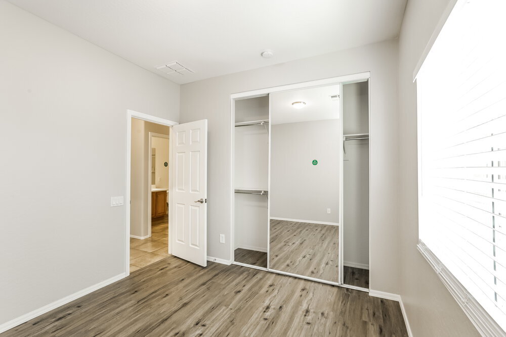 Building Photo - 5418 W Pollack St