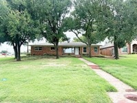 Building Photo - 3501 Sheridan Rd