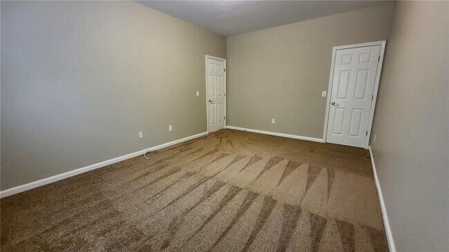 Building Photo - 7662 Forest Glen Way