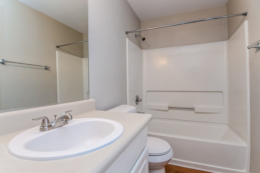 Building Photo - 172 Lantana Dr