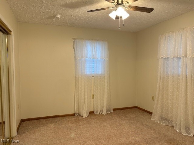 Building Photo - 121 Larchwood Dr