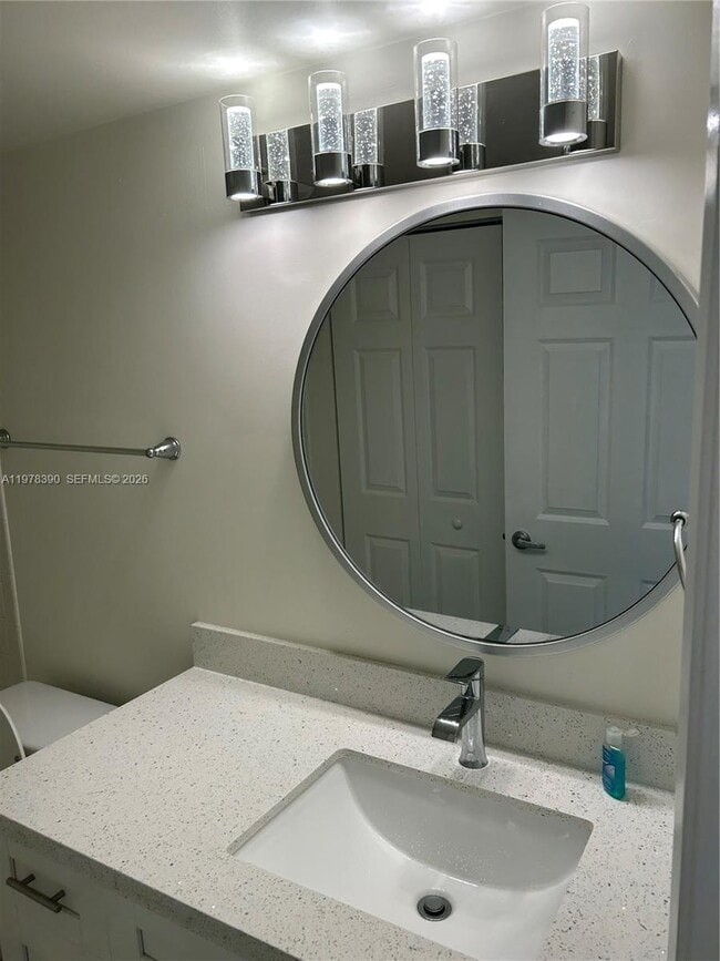 Building Photo - 1400 SW 124th Terrace