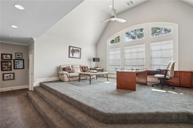 Building Photo - 6285 Aberdeen Dr NE