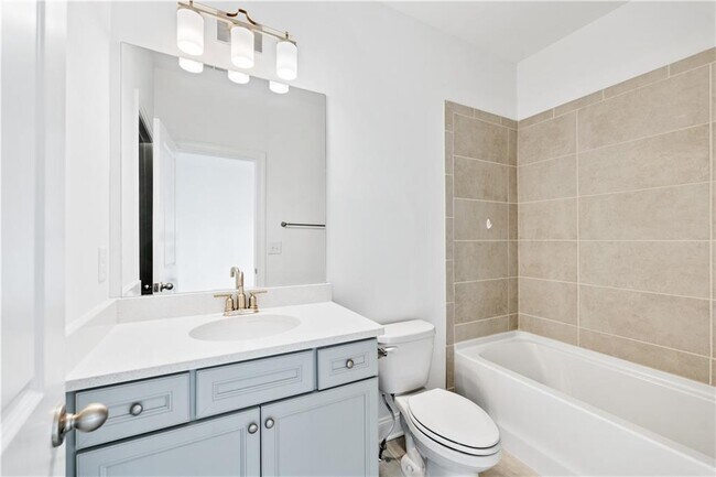 Building Photo - 6605 Beacon Dr