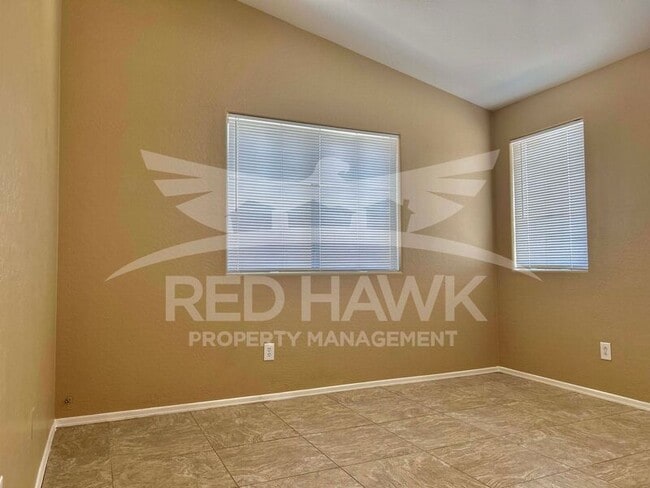 Building Photo - 4646 W Shumway Farm Rd