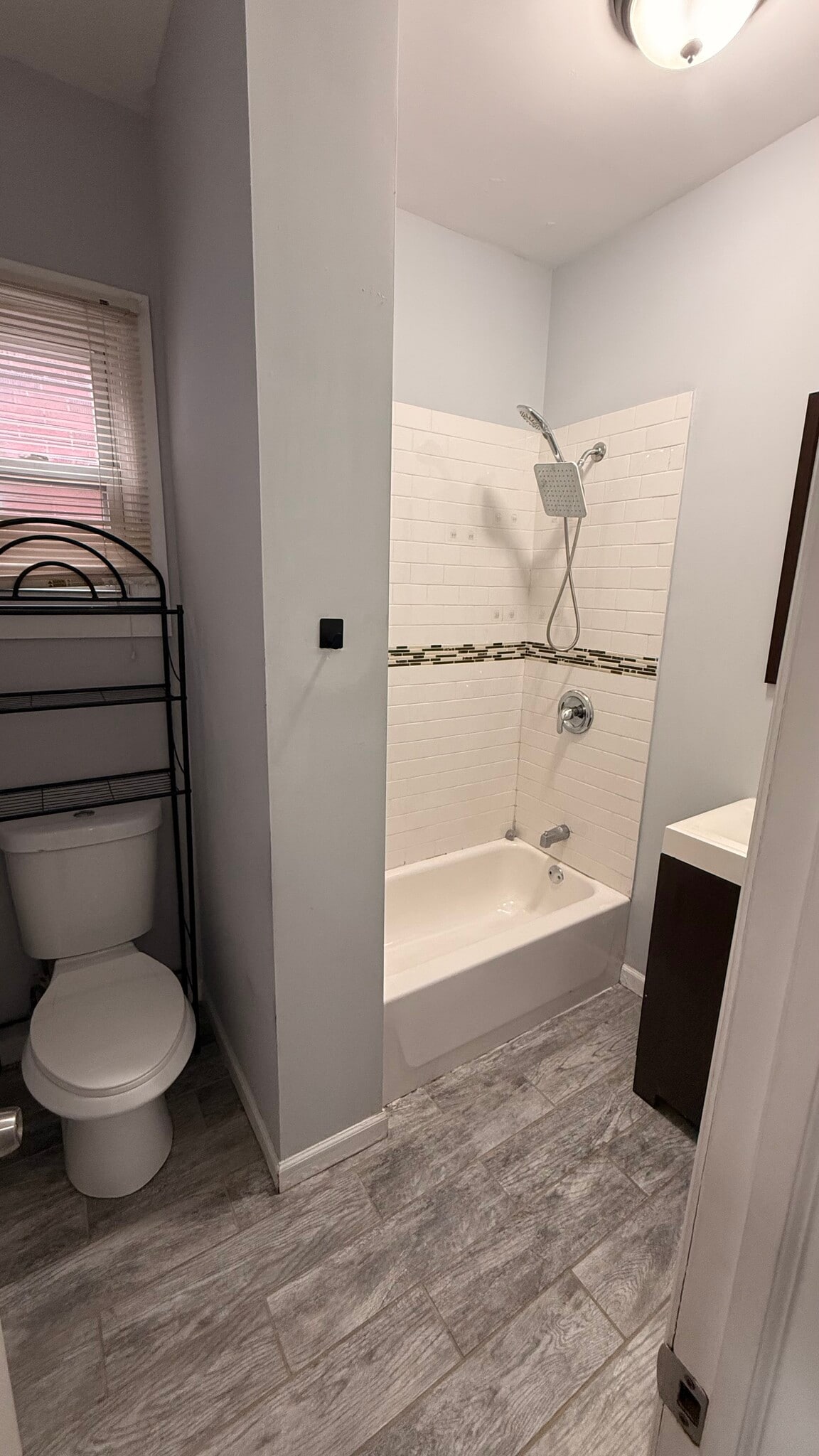 Building Photo - 712 S Park St