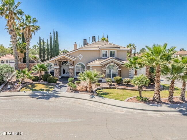 Building Photo - 2066 Paseo Del Prado Dr