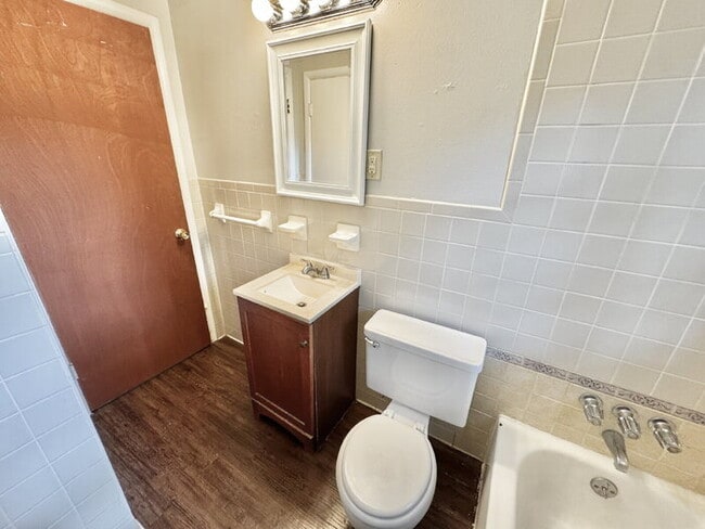 Building Photo - 1761 Cornelia Ln