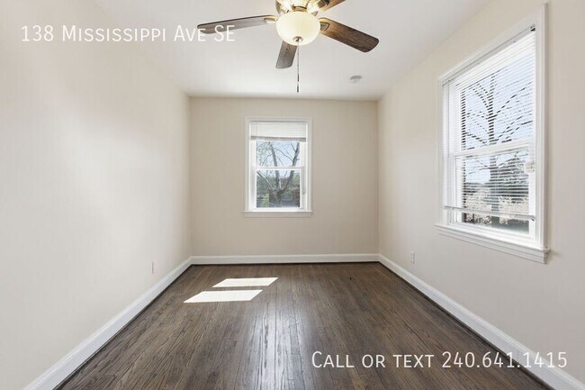 Building Photo - 138 Mississippi Ave SE