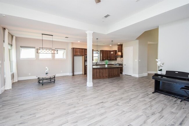 Building Photo - 10219 Wylde Point Ln
