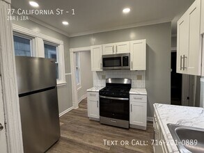 Building Photo - 77 California St