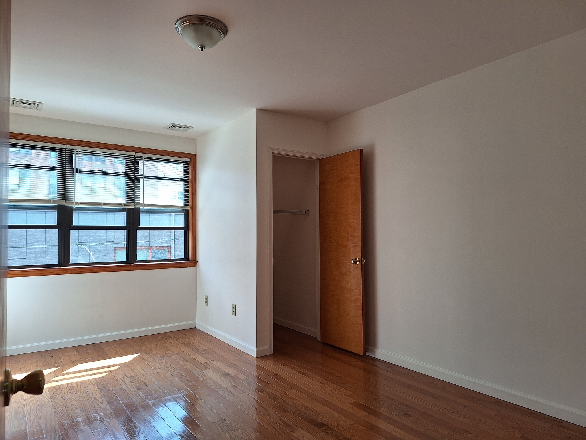 3rd floor bedroom 1 - 1229 Wood St