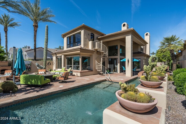 Building Photo - 7705 E Doubletree Ranch Rd