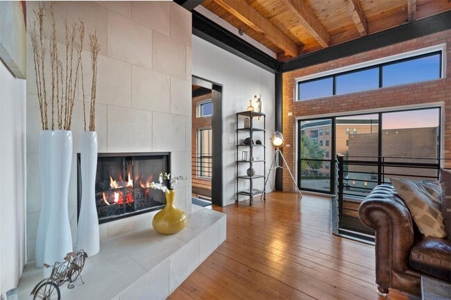 Building Photo - 2935 Magnolia Hill Ct