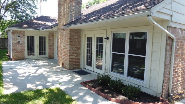 Building Photo - 11407 Briar Rose Dr