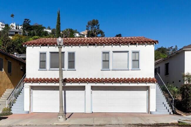 Building Photo - 1858 Westerly Terrace