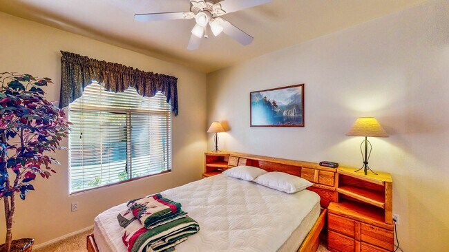 Building Photo - Experience Las Vegas in style and comfort ...