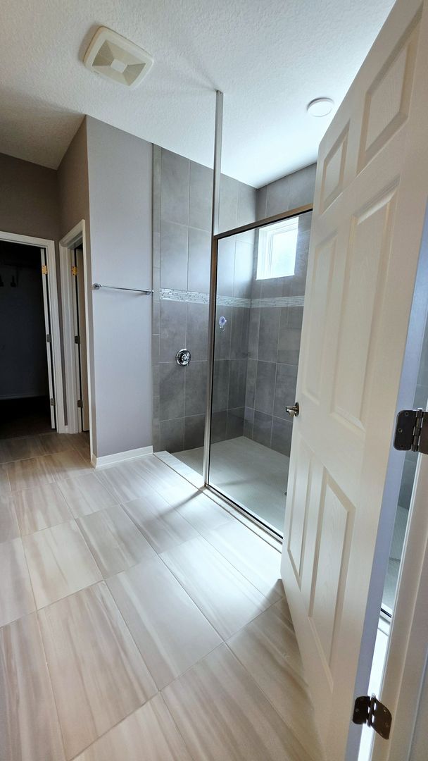 Building Photo - Executive 4BR / 3.5BA Home | Loft • Office...