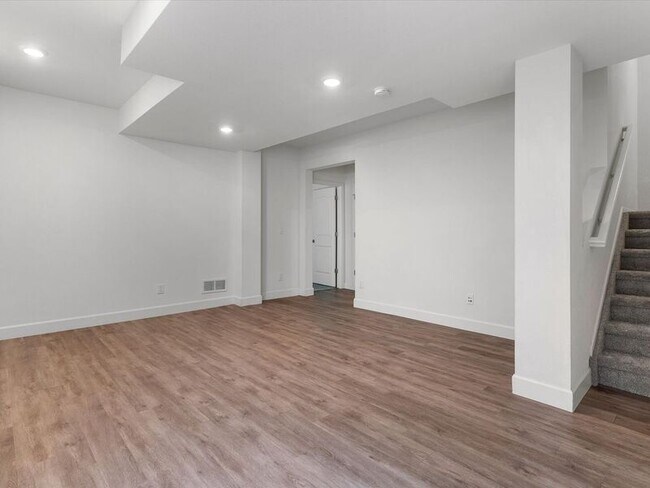 Building Photo - 8971 E 59th Pl